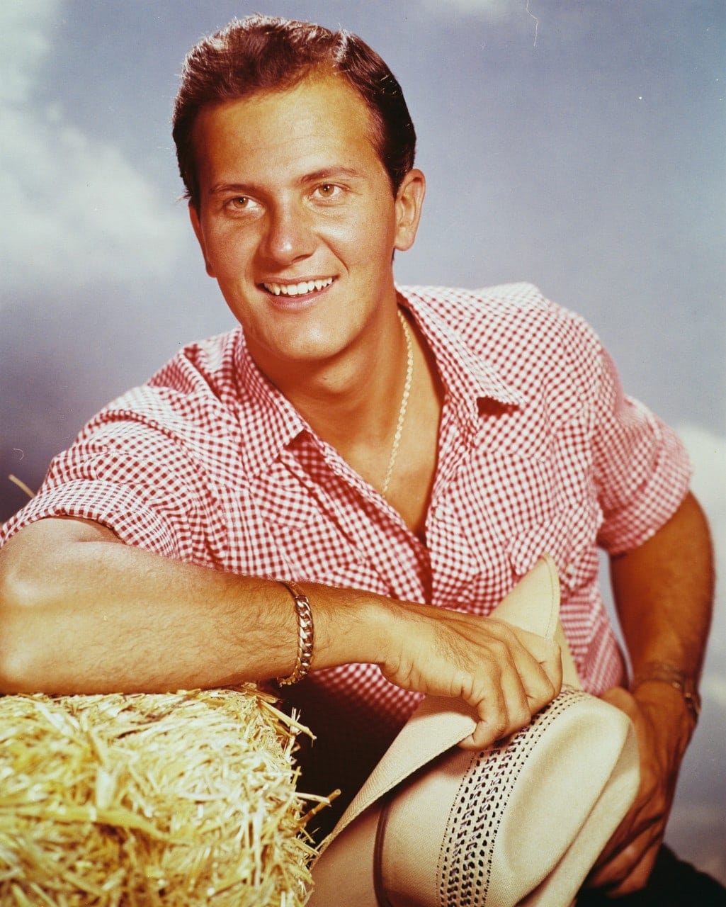 &#8220;Love Letters in the Sand&#8221; Pat Boone (1957)