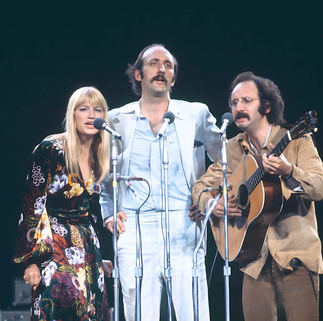 Peter Paul &#038; Mary &#8211; Early Morning Rain (1965)